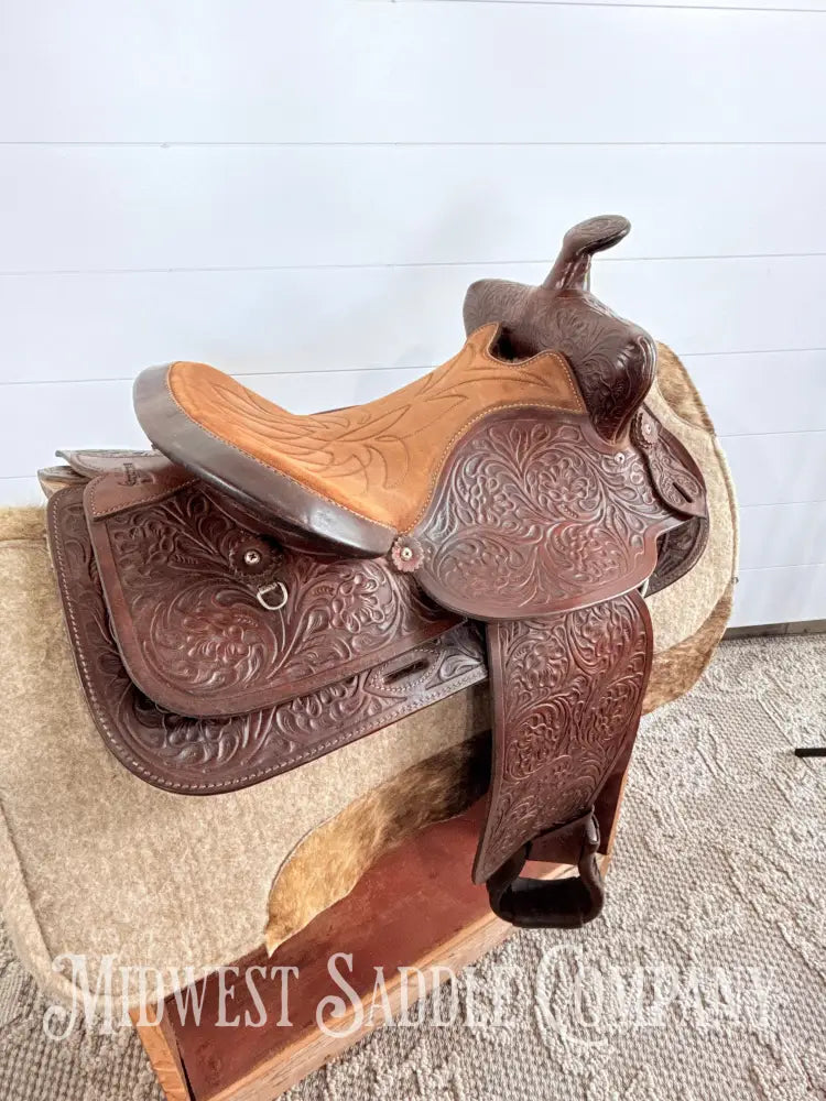 15” Vintage Simco 3100 Western Trail Saddle 6.5” Gullet
