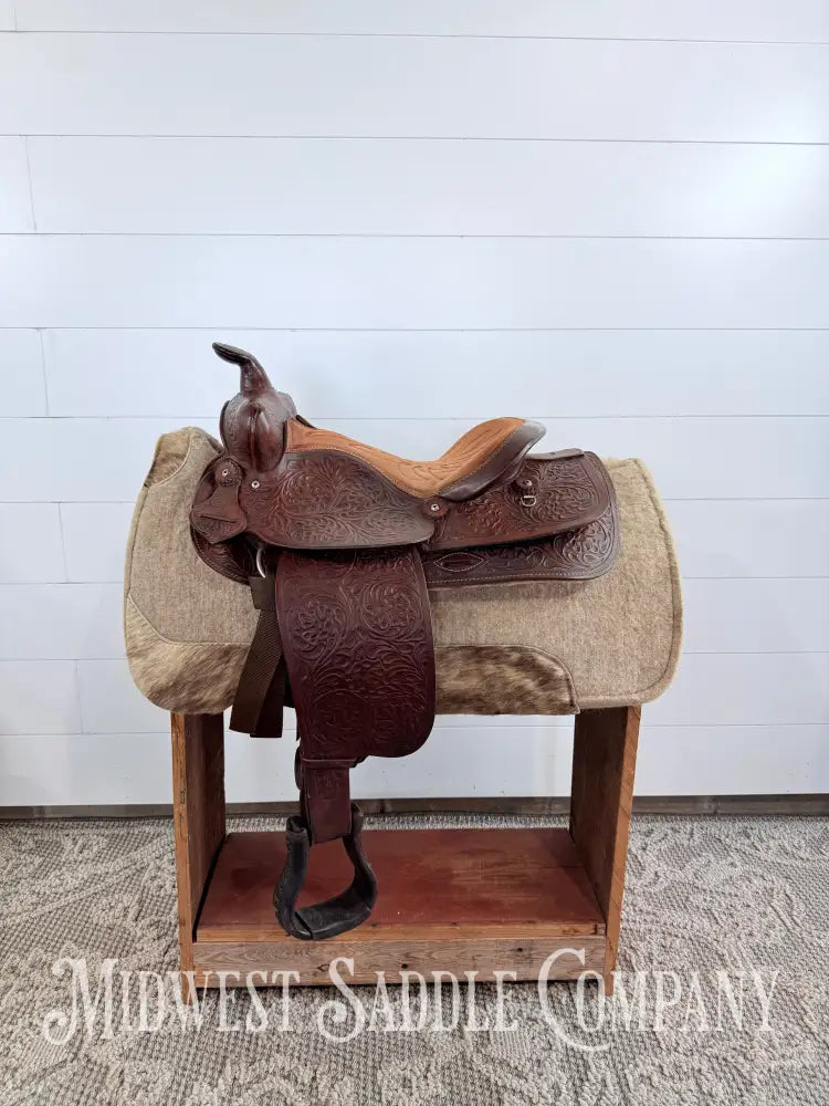 15” Vintage Simco 3100 Western Trail Saddle 6.5” Gullet