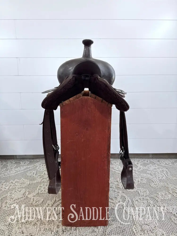15” Weaver Synthetic Western Trail Saddle Lightweight 6” Gullet