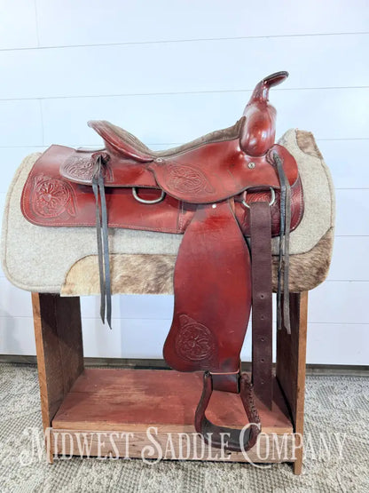 15” Western Leather All Around Trail Saddle 6” Gullet - Western Saddle