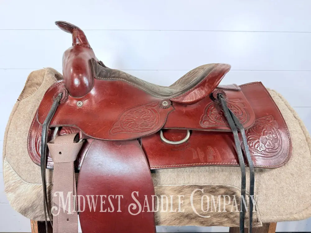 15” Western Leather All Around Trail Saddle 6” Gullet - Western Saddle