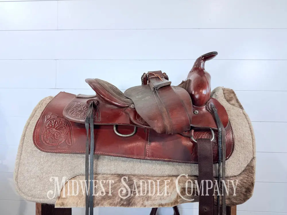 15” Western Leather All Around Trail Saddle 6” Gullet - Western Saddle