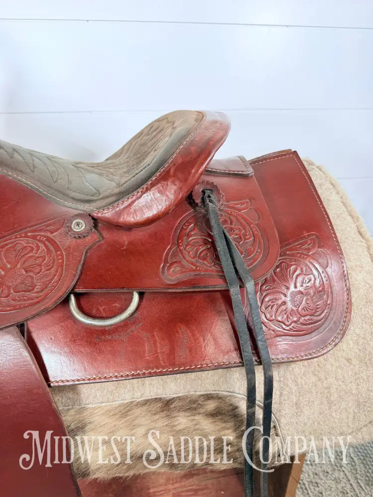 15” Western Leather All Around Trail Saddle 6” Gullet - Western Saddle