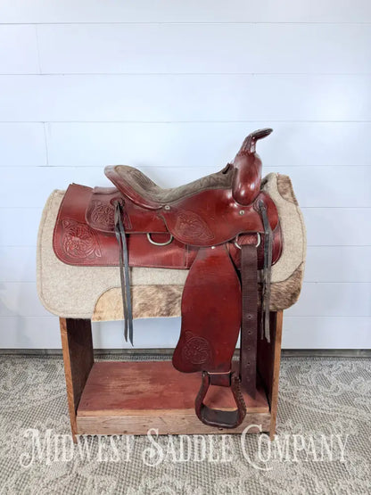 15” Western Leather All Around Trail Saddle 6” Gullet - Western Saddle