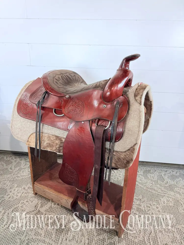 15” Western Leather All Around Trail Saddle 6” Gullet - Western Saddle
