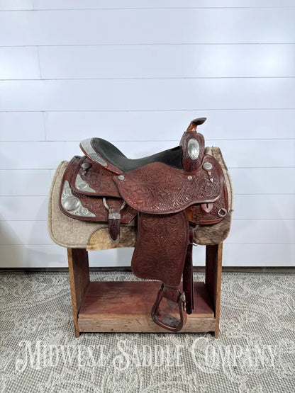 16.5” Circle Y Western Pleasure Silver Show Saddle 6.5” Gullet - Western Saddle