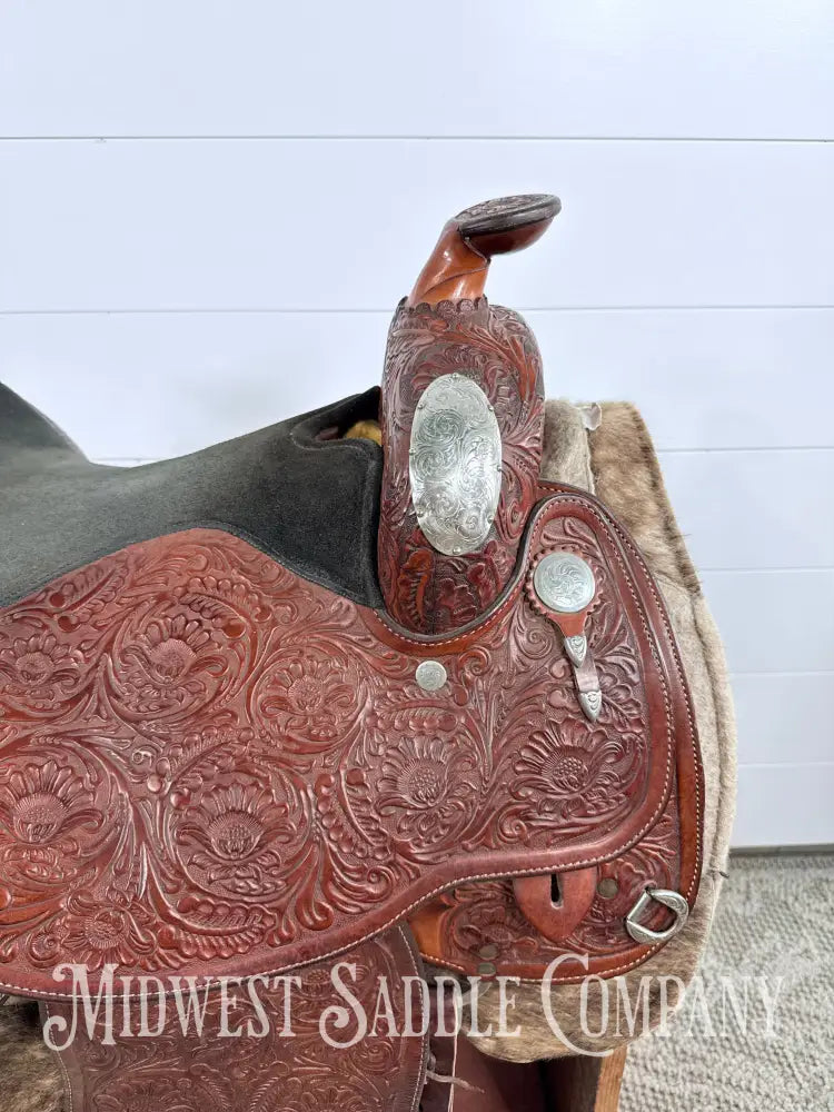 16.5” Circle Y Western Pleasure Silver Show Saddle 6.5” Gullet - Western Saddle