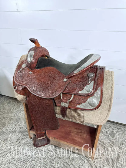 16.5” Circle Y Western Pleasure Silver Show Saddle 6.5” Gullet - Western Saddle