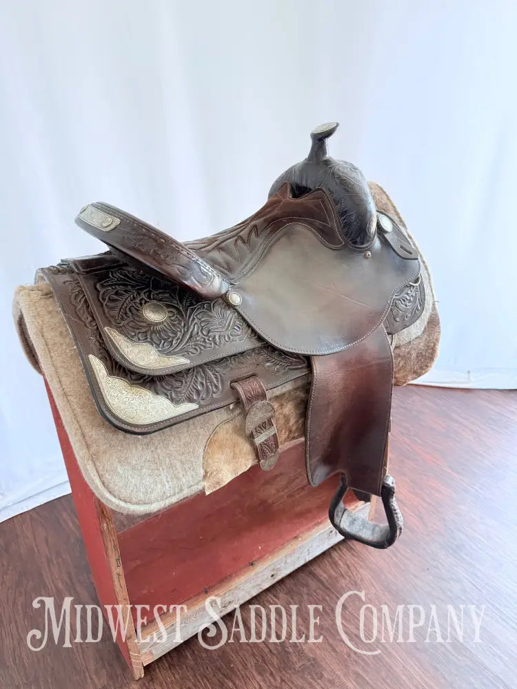16.5” Classic Silver Royal Western Show Saddle Western Saddle