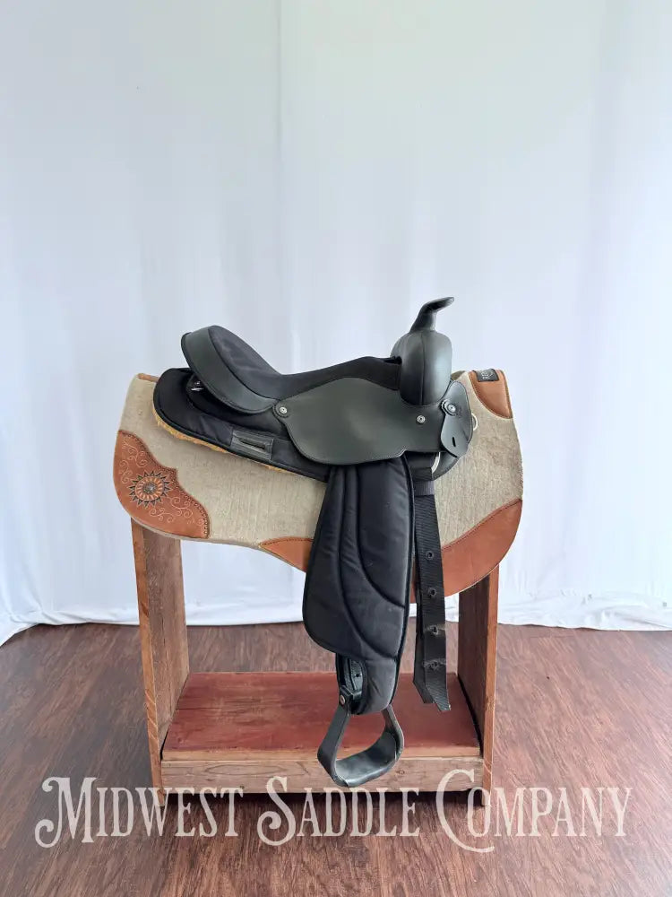 16” Circle P Black Synthetic Western Trail Saddle Lightweight Durable Western Saddle
