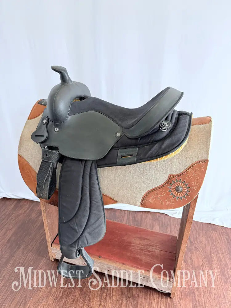 16” Circle P Black Synthetic Western Trail Saddle Lightweight Durable Western Saddle