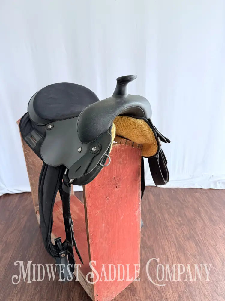 16” Circle P Black Synthetic Western Trail Saddle Lightweight Durable Western Saddle