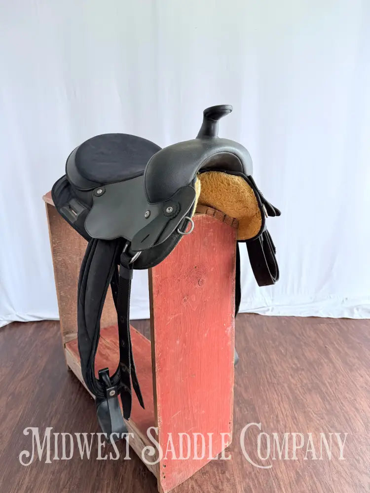 16” Circle P Black Synthetic Western Trail Saddle Lightweight Durable Western Saddle
