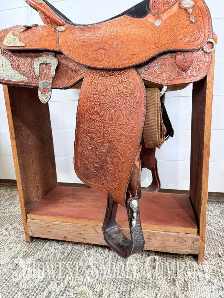 16” Circle Y Equitation Western Pleasure Show Saddle 7” Gullet - Western Saddle