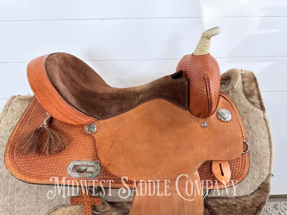 16” Circle Y Western Barrel Saddle Wide Tree FQHB 7” Gullet - 16” / 7” - Western Saddle