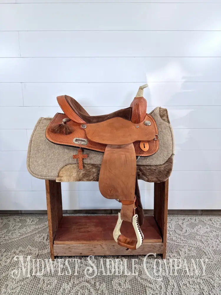 16” Circle Y Western Barrel Saddle Wide Tree FQHB 7” Gullet - 16” / 7” - Western Saddle