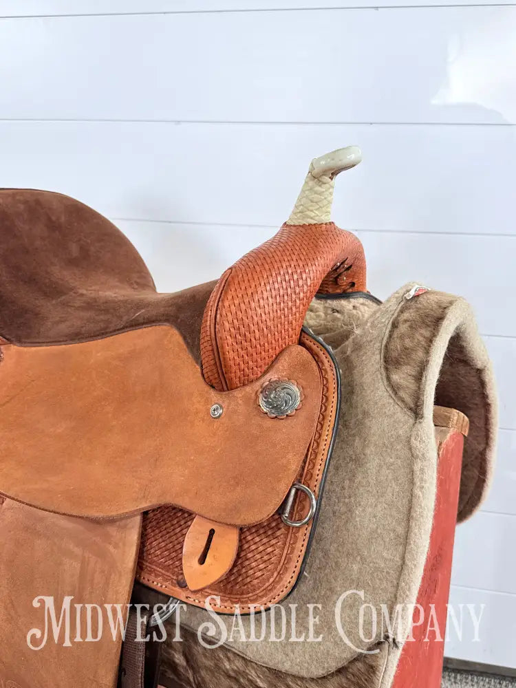 16” Circle Y Western Barrel Saddle Wide Tree FQHB 7” Gullet - 16” / 7” - Western Saddle