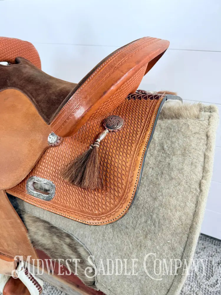 16” Circle Y Western Barrel Saddle Wide Tree FQHB 7” Gullet - 16” / 7” - Western Saddle