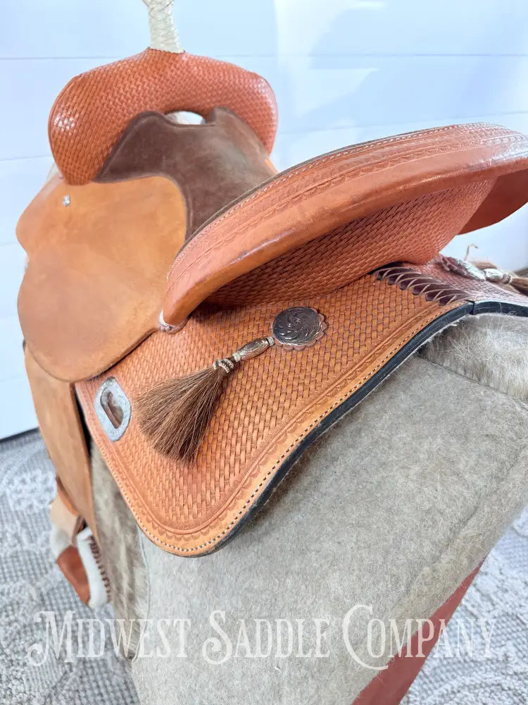 16” Circle Y Western Barrel Saddle Wide Tree FQHB 7” Gullet - 16” / 7” - Western Saddle