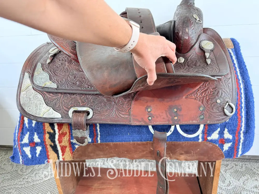 16” Circle Y Western Equitation Silver Show Saddle Dark Oil 6.5” Gullet - Western Saddle