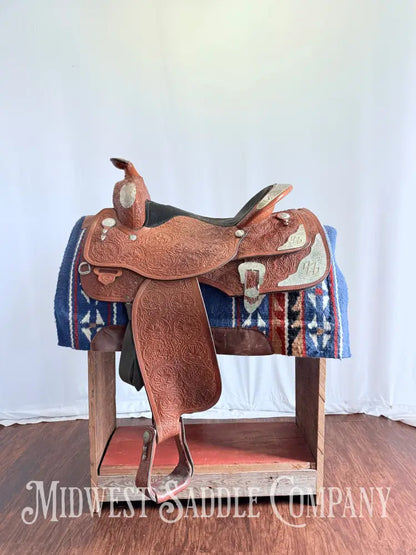 16” Circle Y Western Silver Show Saddle Light Oil Regular Tree