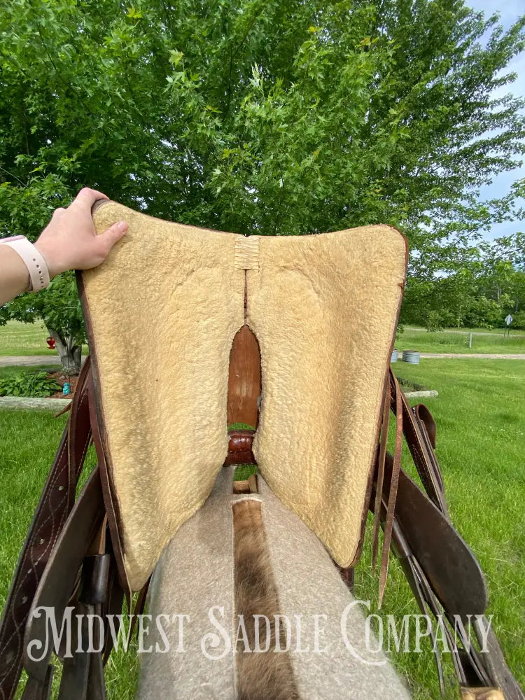 16’ Court’s Western Ranch Cutting Saddle