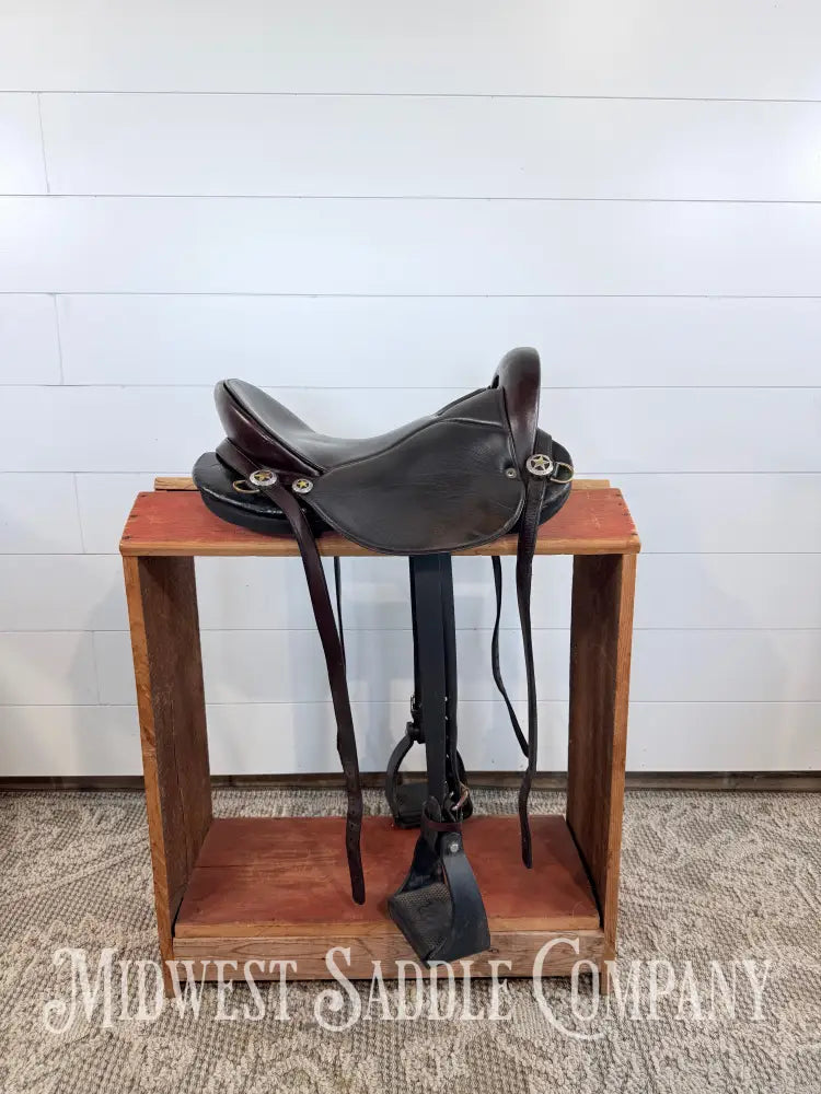 Specialized Saddles Ultralight Endurance Saddle Standard Tree Adjustable Panels Buffalo Leather - Endurance Saddle