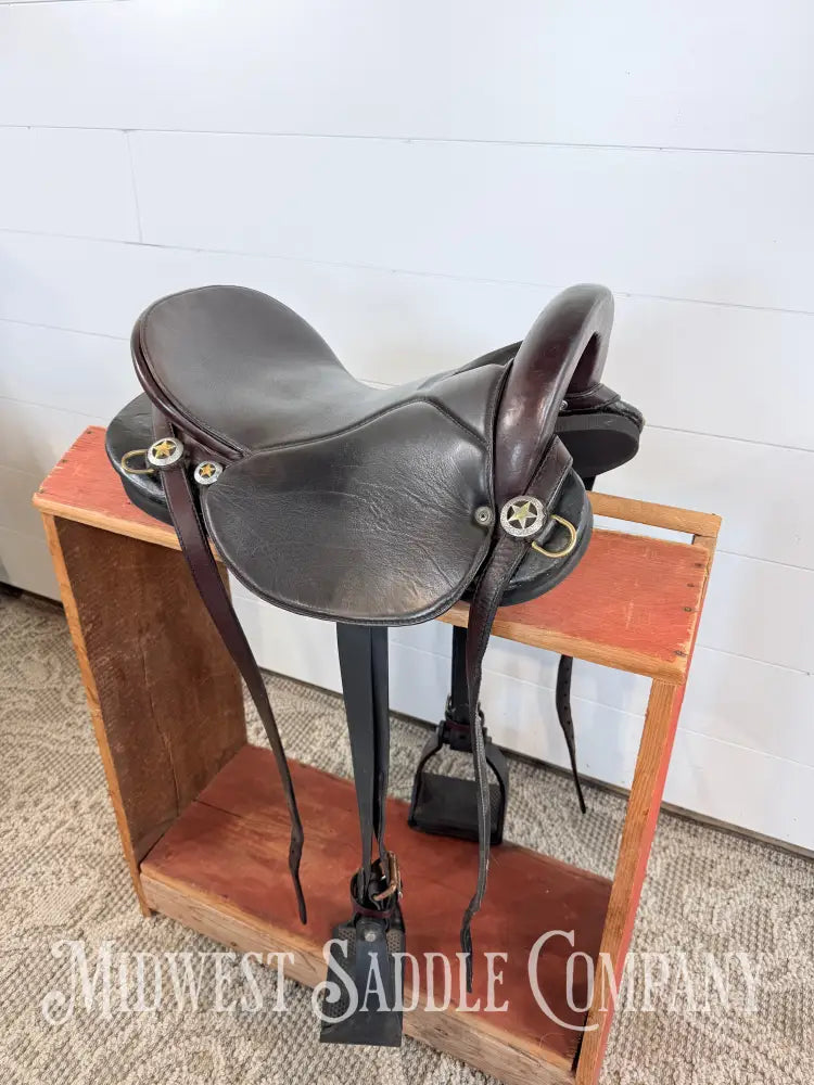Specialized Saddles Ultralight Endurance Saddle Standard Tree Adjustable Panels Buffalo Leather - Endurance Saddle