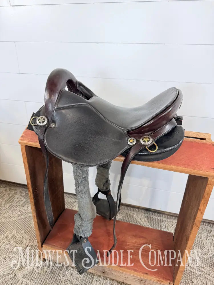 Specialized Saddles Ultralight Endurance Saddle Standard Tree Adjustable Panels Buffalo Leather - Endurance Saddle