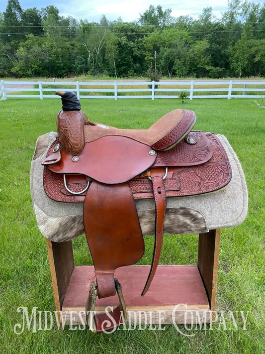 16’ Western Star Saddle Shop Roping