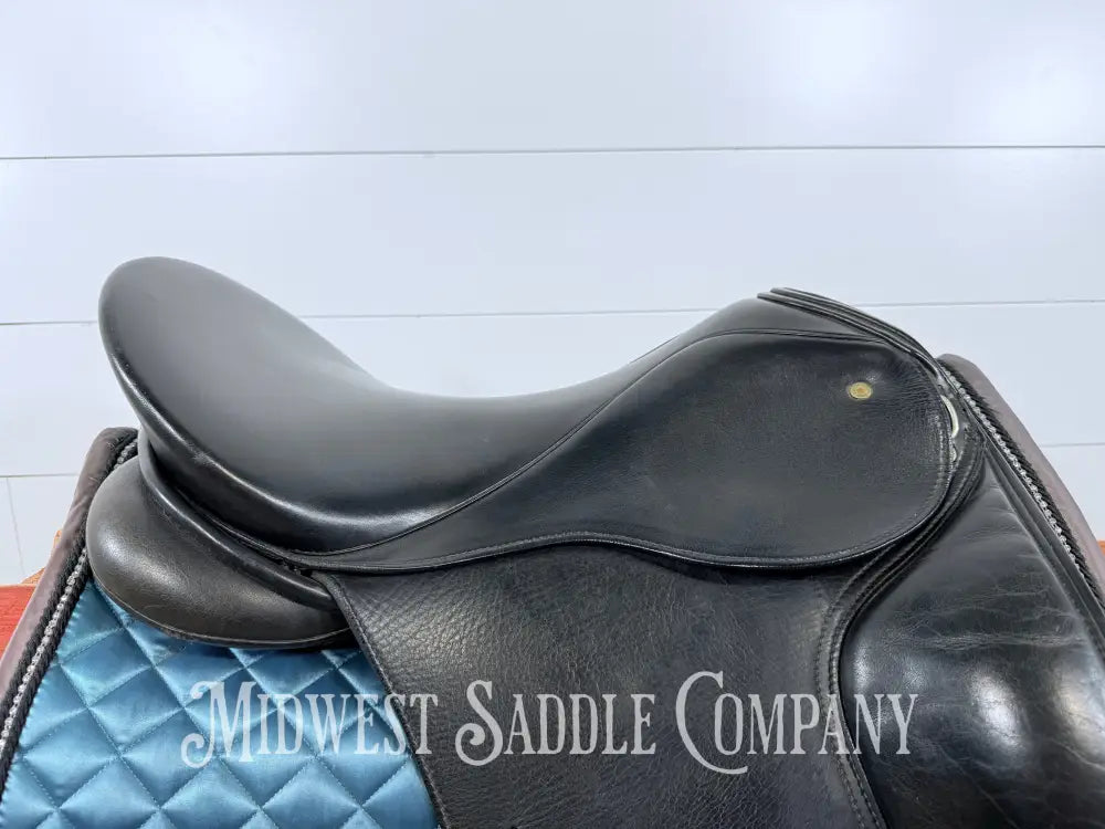 17.5” Schleese EAS Special Dressage Saddle Adjustable Tree