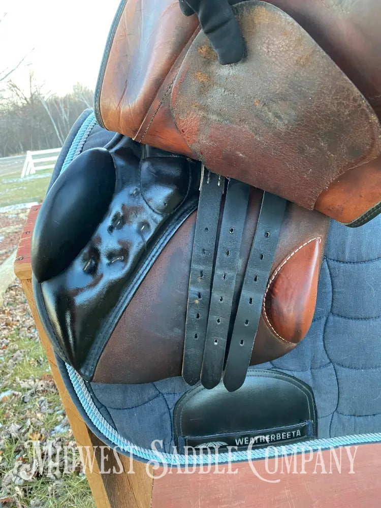 17.5’ Stubben Romanus English Dressage Saddle - Medium Wide Fit Made In Germany