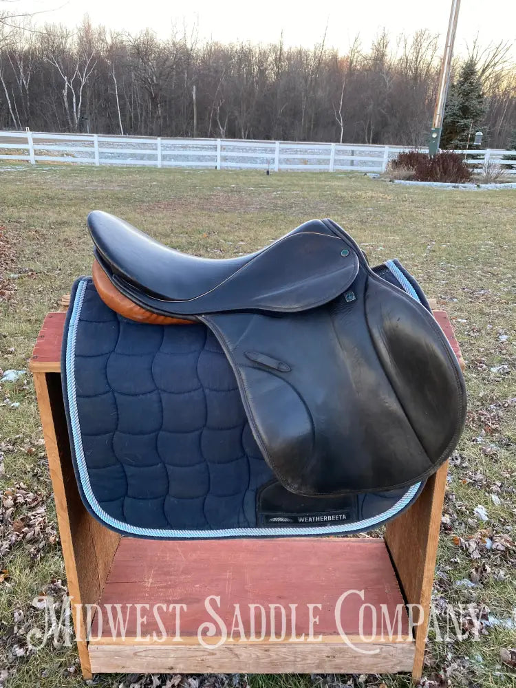 17.5’ Stubben Romanus English Dressage Saddle - Medium Wide Fit Made In Germany
