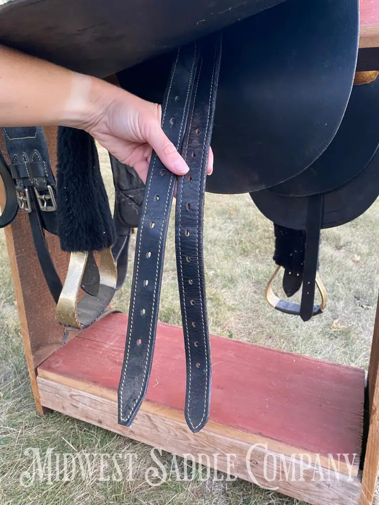 17” Australian Outrider Stock Saddle With Breastplate Martingale Girth & Flank Cinch