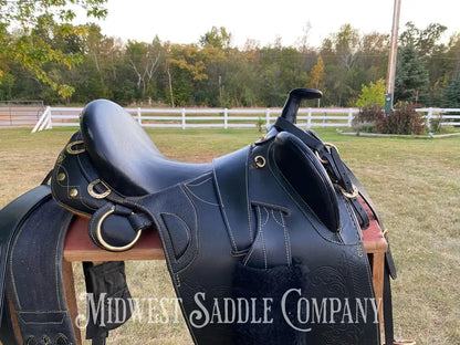 17” Australian Outrider Stock Saddle With Breastplate Martingale Girth & Flank Cinch