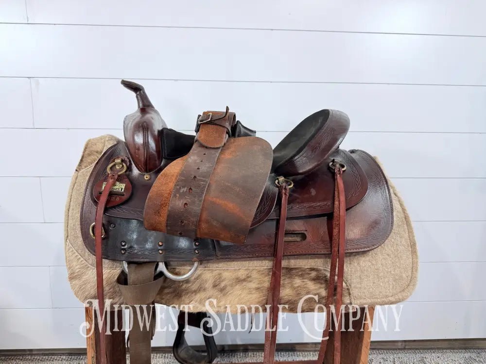 17” Big Horn Flex Tree Western Trail Saddle 1658 FQHB 7” Gullet - Western Saddle