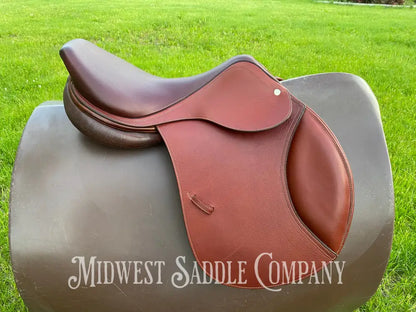 17’ English Close Contact Jumping Saddle