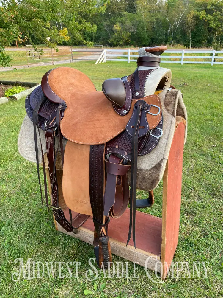 17” J.c. Martin Western Wade Ranch Saddle - Two Tone Rough Out Barbed Wire Leather Tooling