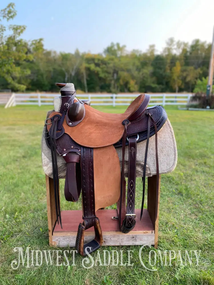 17” J.c. Martin Western Wade Ranch Saddle - Two Tone Rough Out Barbed Wire Leather Tooling