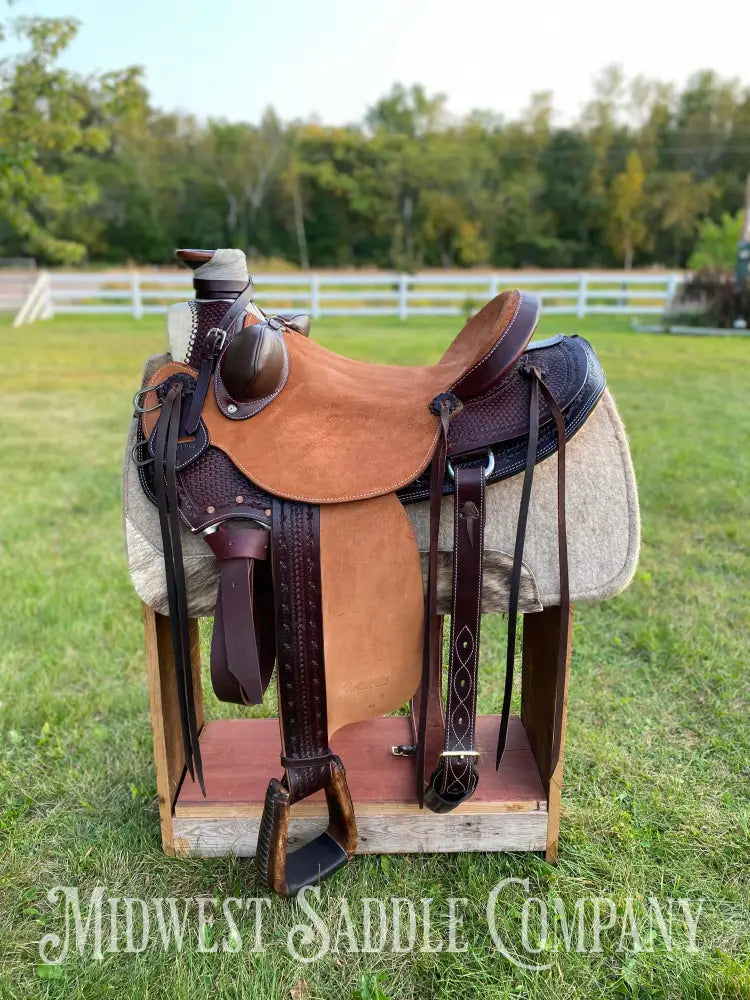 17” J.c. Martin Western Wade Ranch Saddle - Two Tone Rough Out Barbed Wire Leather Tooling