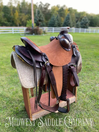 17” J.c. Martin Western Wade Ranch Saddle - Two Tone Rough Out Barbed Wire Leather Tooling