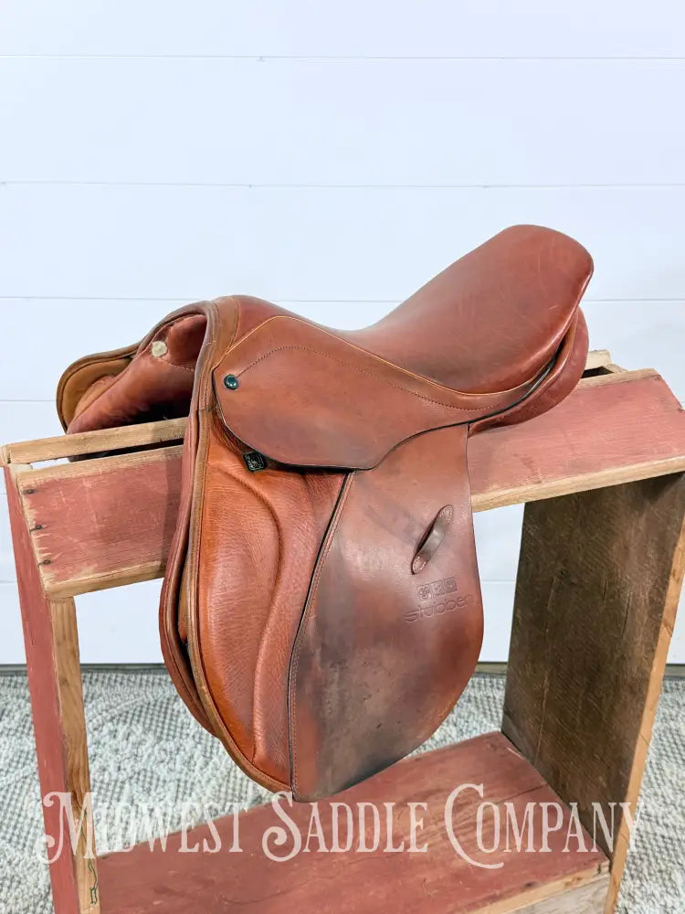 16.5” Stubben Juventus Close Contact Saddle 32 cm - Wide Tree