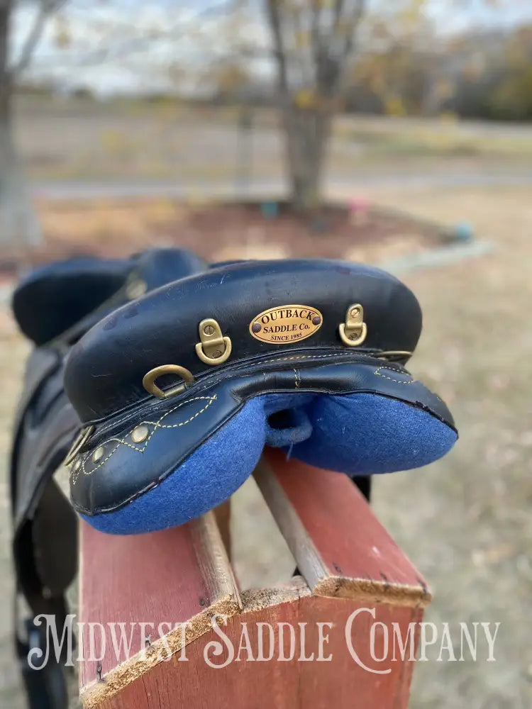18.5” Outback Saddle Co. Australian - Breastplate Martingale Combo Included!