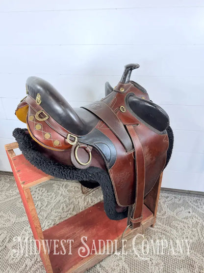18” Down Under Saddle Supply Australian Outrider Stock Poley Saddle with Horn