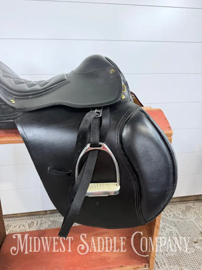 18” Regency English Endurance Paragon Marathon Trail Saddle