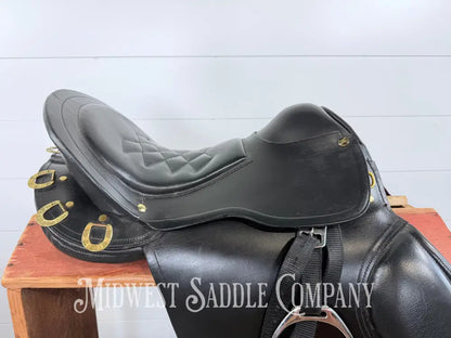 18” Regency English Endurance Paragon Marathon Trail Saddle