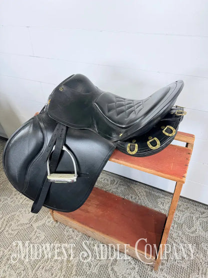 18” Regency English Endurance Paragon Marathon Trail Saddle