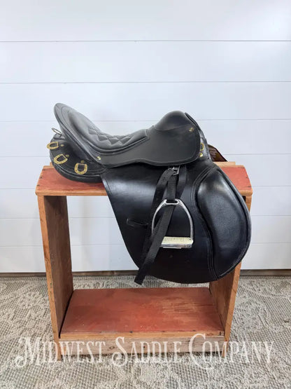 18” Regency English Endurance Paragon Marathon Trail Saddle