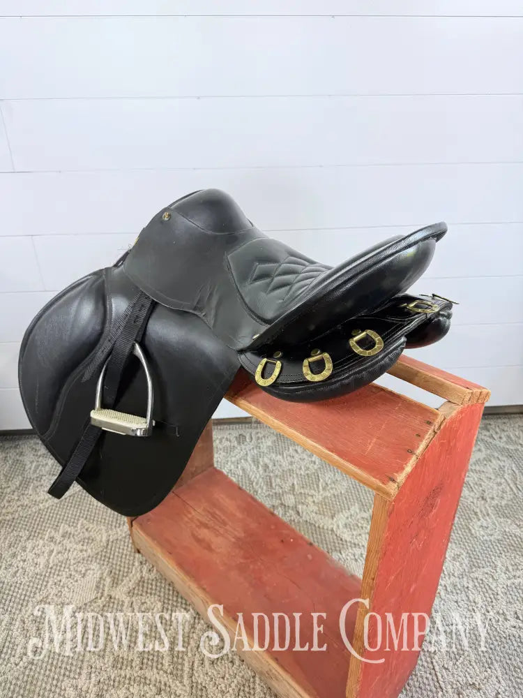 18” Regency English Endurance Paragon Marathon Trail Saddle