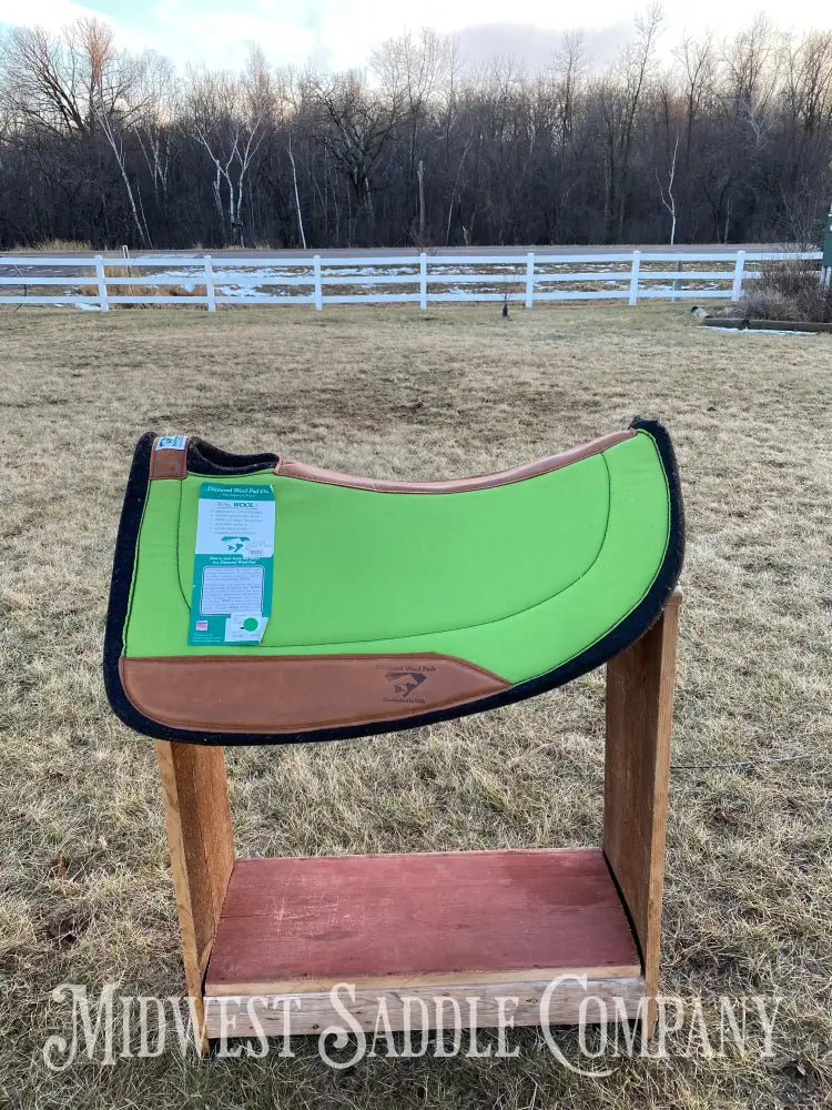 New Diamond Wool Contoured Round Saddle Pad - 30X30 1” Neon Lime Green